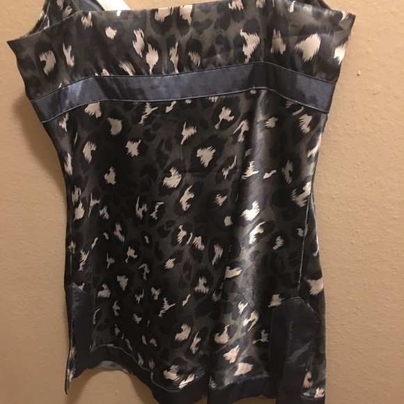 Night Out - Picture 4 of 4